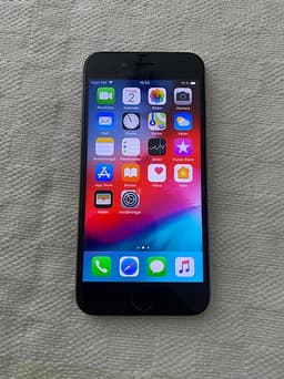 Apple iPhone 6 64 GB mobiltelefon