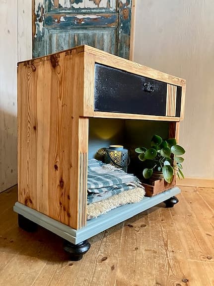 ✨💚super cool och karaktärfull vintage 50-tal byrå tvmöbel (ekologiskt renoverad)