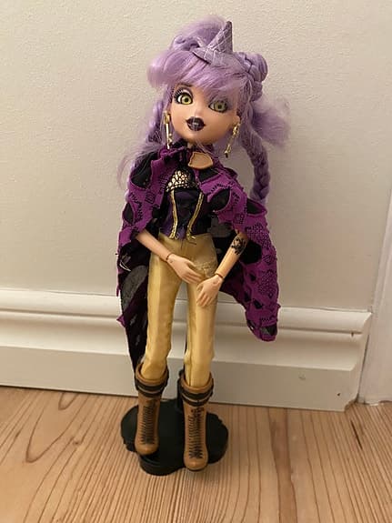 Yasmina Clairvoya bratzillaz docka