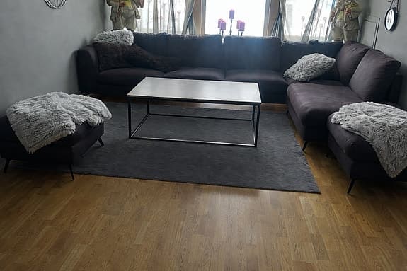 Divansoffa med 2st fotpallar