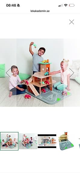 Xxl trä parkeringshus bilbana leksaksgarage Montessori lekakademin bilbana