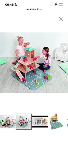 Xxl trä parkeringshus bilbana leksaksgarage Montessori lekakademin bilbana