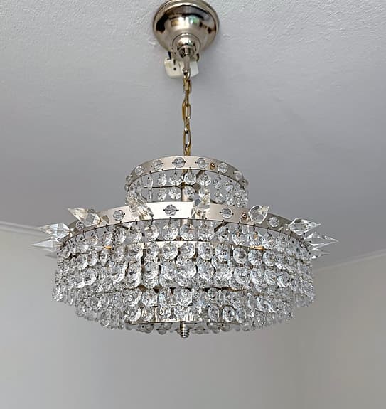 Unik jättevacker kristallkrona/kristallampa med prismor