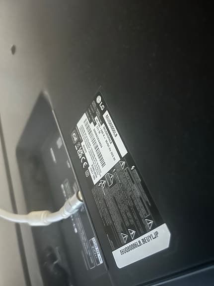LG 87 tum
