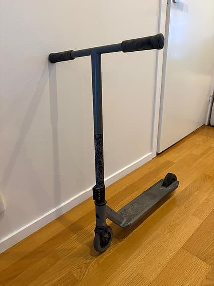 Parkour sparkcykel