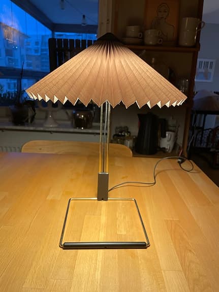 Hay Matin small bordslampa