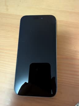 Apple iPhone 15 Pro 128 GB med extra tillbehör