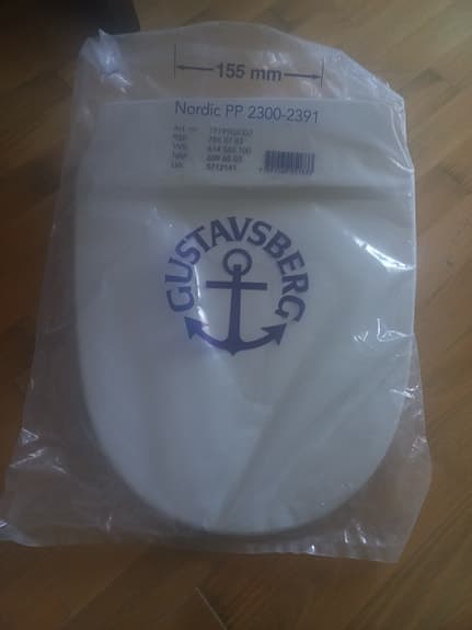 Oanvända Gustavsberg toalettsits