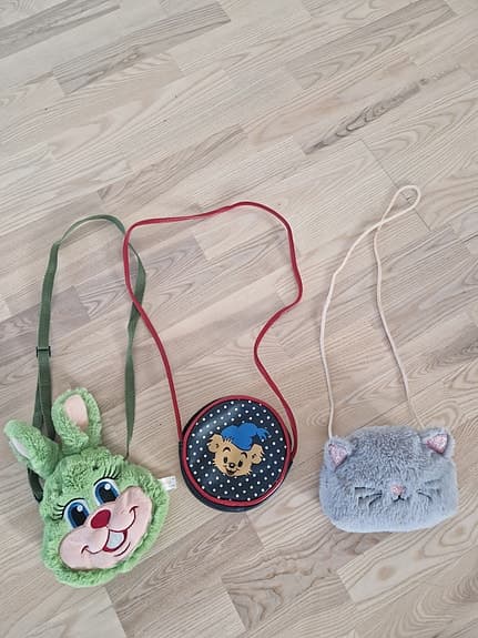 Gosedjur (vanliga och med ljud) + väskor
