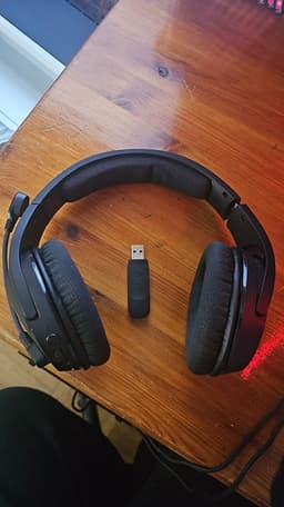 HyperX Cloud Stinger trådlöst headset svart