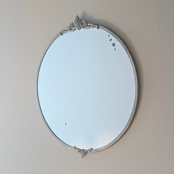 Antik spegel i tennram, 1920/30-tal.