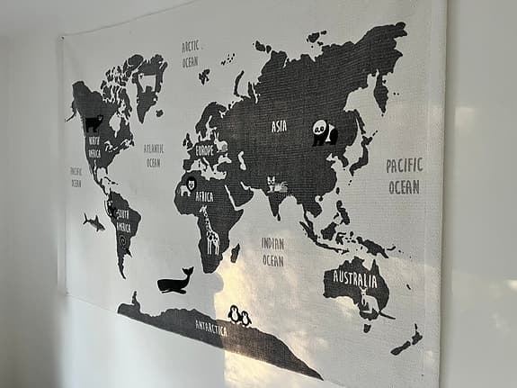 H&M Home Matta för barnrum
