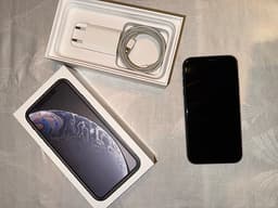 iPhone XR 128 GB svart