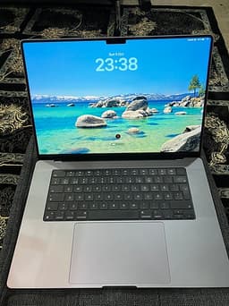 Apple MacBook Pro 16-tum 2021 M1 Max 1TB Ram 32GB