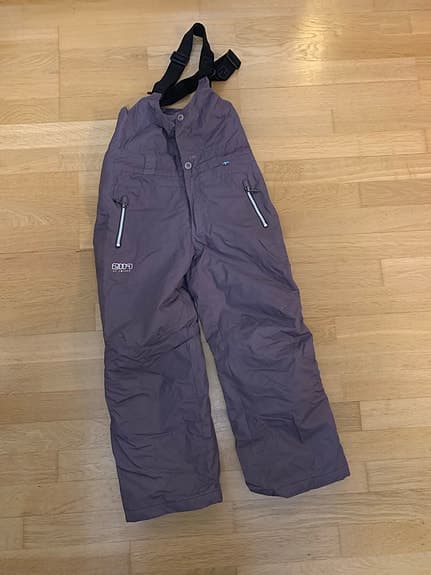 2117 of Sweden skid-överdrags-byxor strl. 140