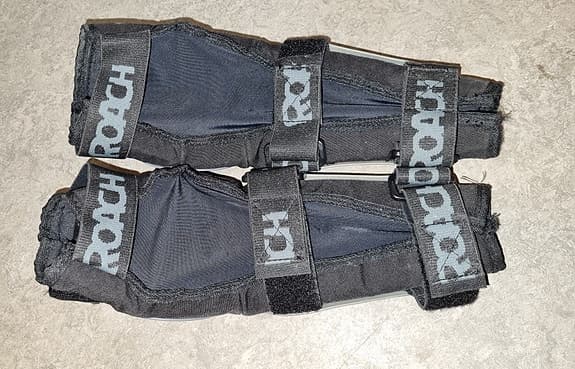 Roach Rally armbågskydd för MTB
