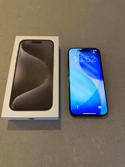 Apple iPhone 15 Pro 256 GB svart