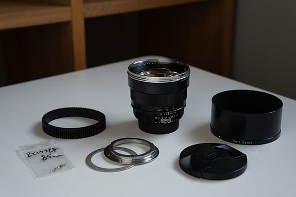 ZEISS Planar T* ZF 85mm f/1,4 F-mount (Nikon fit) + Leitax EF adapter