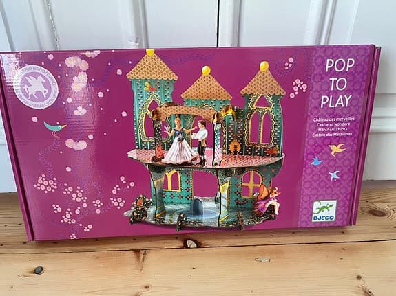 Pop to play Djeco Slott 3D