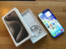 Apple iPhone 15 Pro Max Naturlig titan 256 GB