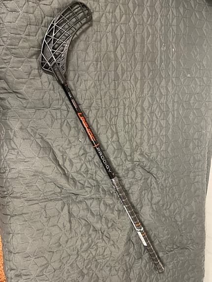 Unihoc Epic Prodigy 32F 87cm Left