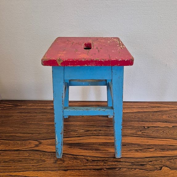 1 retro rödblå pall, 1900-tal, 46 cm hög