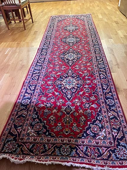 IKEA - Matta, kort lugg, röd blommönster/handgjord - gångmatta