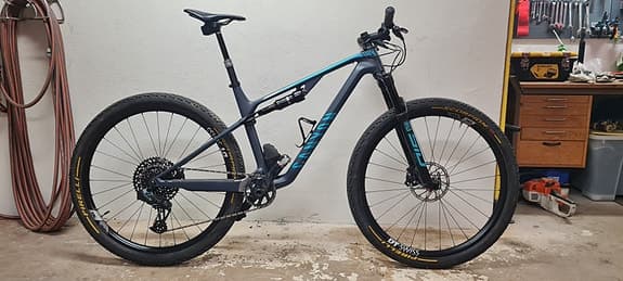 Canyon Lux Trail CF8, Strl M