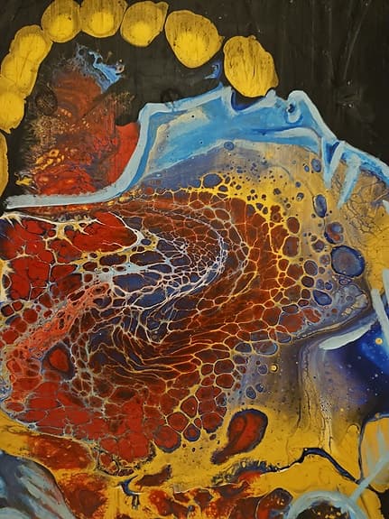 PALL i svart, rött, ljusblått och guld