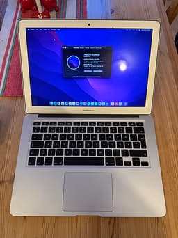 Apple MacBook Air Laptop 2015