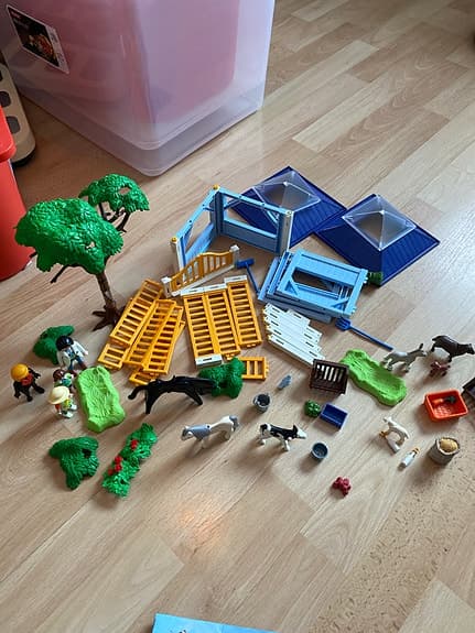 Playmobil Bondgård Lekset med djur och figurer