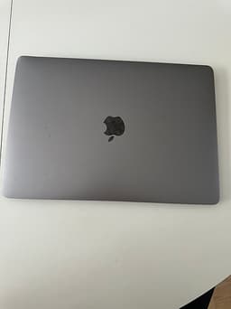 Apple MacBook Air M1 2020 Laptop