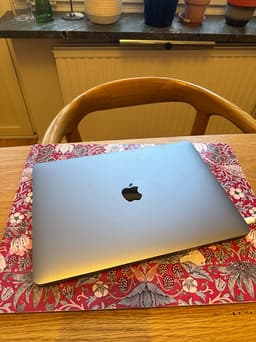 Apple MacBook Air 13 tum (2019)