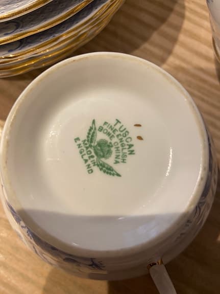 Tekoppar porslin Tuscan fine English