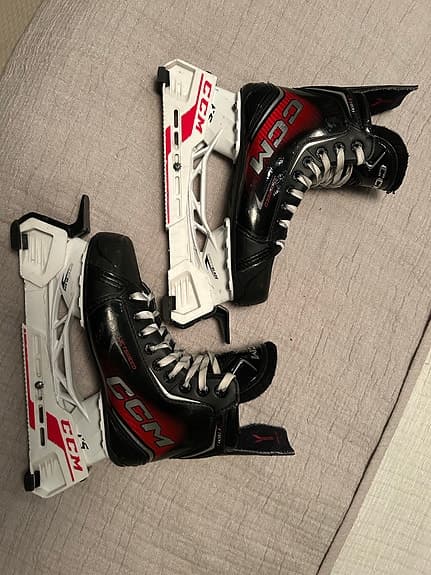 CCM FT870 Ishockeyskridskor 5,5
