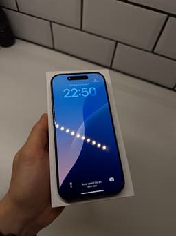 Apple iPhone 16 Pro 256 GB svart