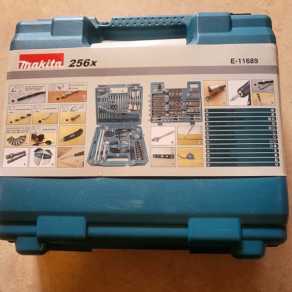 Makita E-11689 verktygssats 256 delar