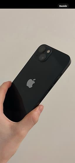 iPhone 13 – Mycket fint skick – Olåst – Snabb affär