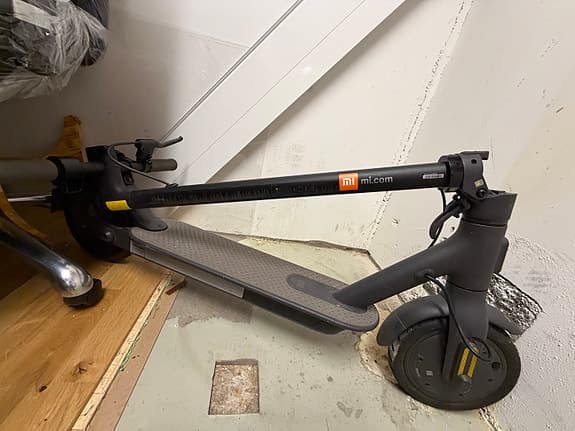 Xiaomi Mi Elektrisk Scooter – Mycket bra skick, som nu