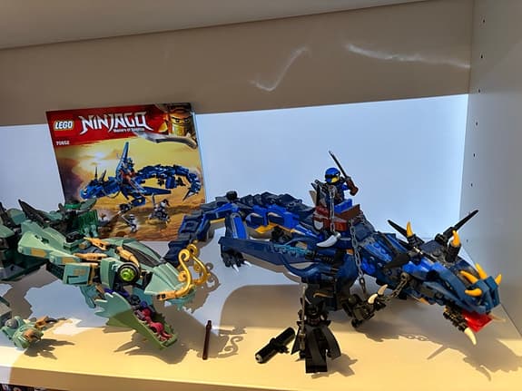 LEGO NINJAGO Drakar och lord Garmadon