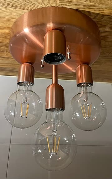 Taklampa i kopparfärg