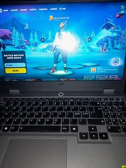 Lenovo LOQ 15IAX9 i5-12HX/24/512/3050 15.6" bärbar dator gaming