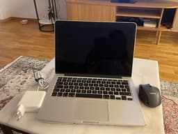 Apple MacBook Pro 15” Intel i7 16Gb Ram 2015