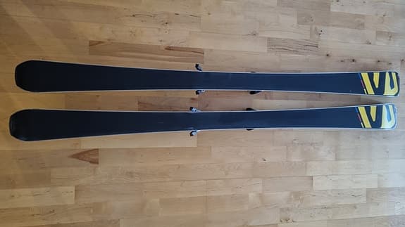 Pistskidor Salomon X-race FTF 165cm, R13
