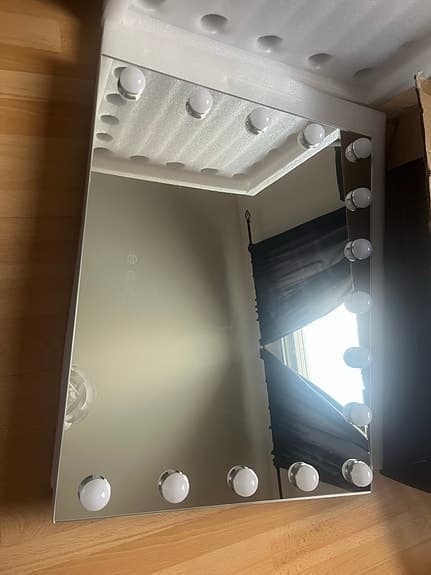 Fatboy Smiley Spegel med LED-belysning