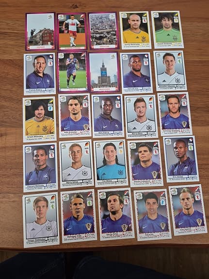 254/ ca 194 st Fotboll WM 2012
Nyskick