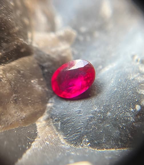 Rubin ädelsten 0.55 ct Mogok Burma