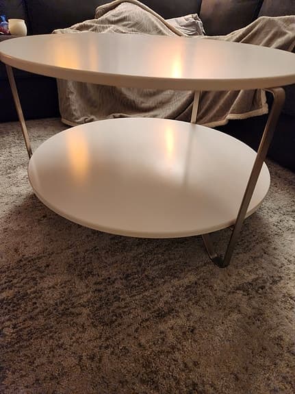 IKEA soffbord runt vitt med hylla