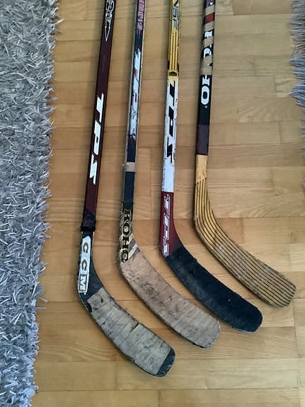 Hockeyklubbor, målvaktsklubbor, hockeyblad