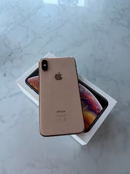 iPhone XS